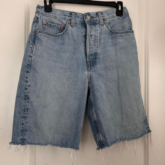 GRLFRND x Revolve Quinn High Rise 90s Distressed Jorts – Light Wash (26) - Picture 3 of 7
